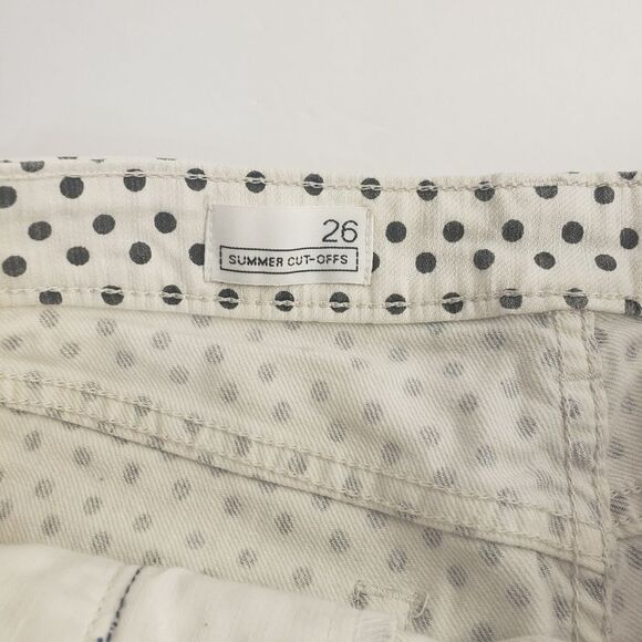 Gap Summer cut offs - Picture 2 of 4